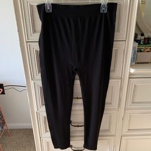 White Mark Black leggings